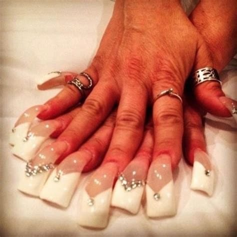 long fake nails are gross